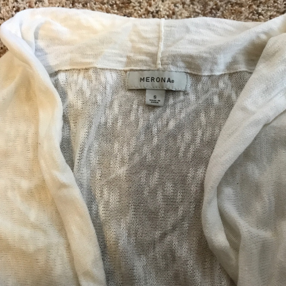 Light cream white cardigan!